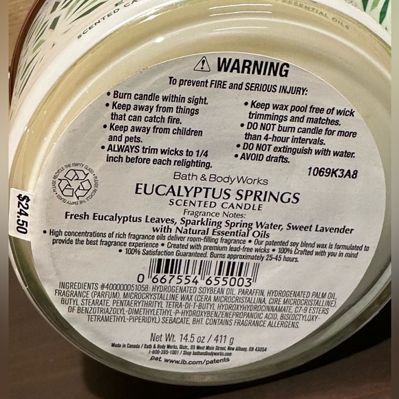 Two brand new eucalyptus springs bath and body works candles - Picture 5 of 5